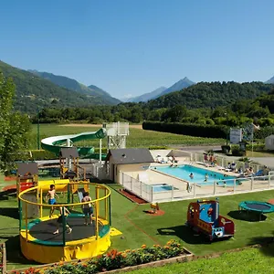  Camping Familial - Parc Aquatique - Grande Aire De Jeux A La Montagne